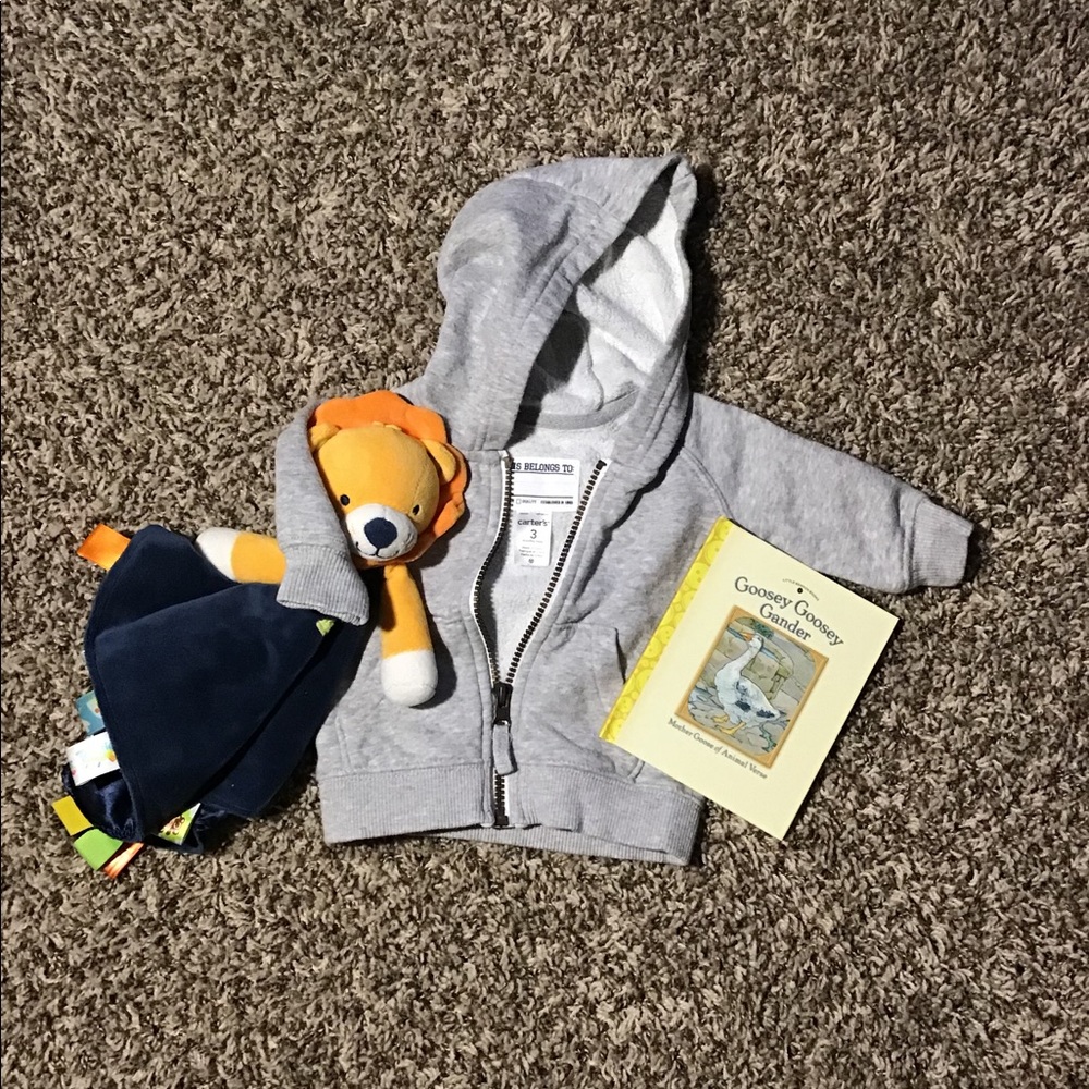 Gray Carter’s zip up hoodie
